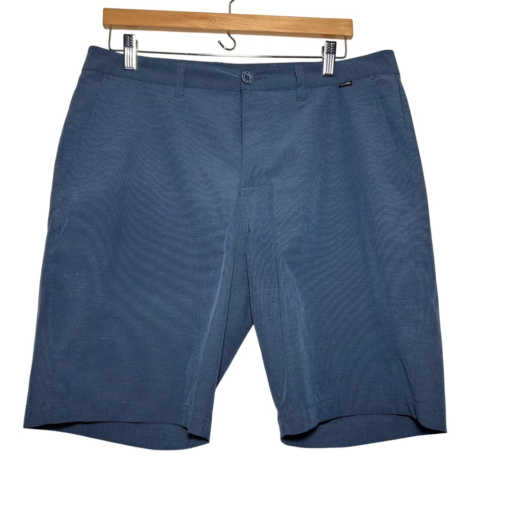Travis Mathew Men's Blue Shorts Flat Front Lightweight Comfort‎ Stretch Golf
